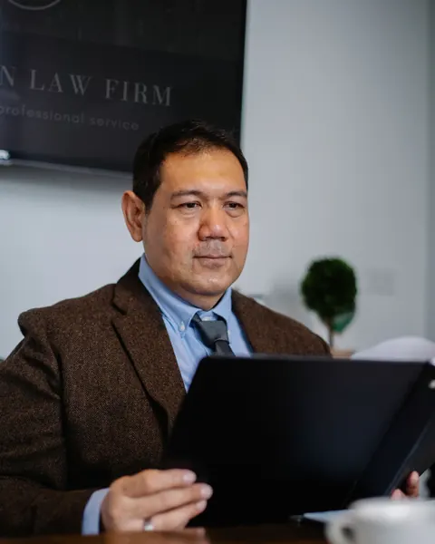 LS. Lê Quốc Bảo, luật sư thành viên (ảnh minh họa)