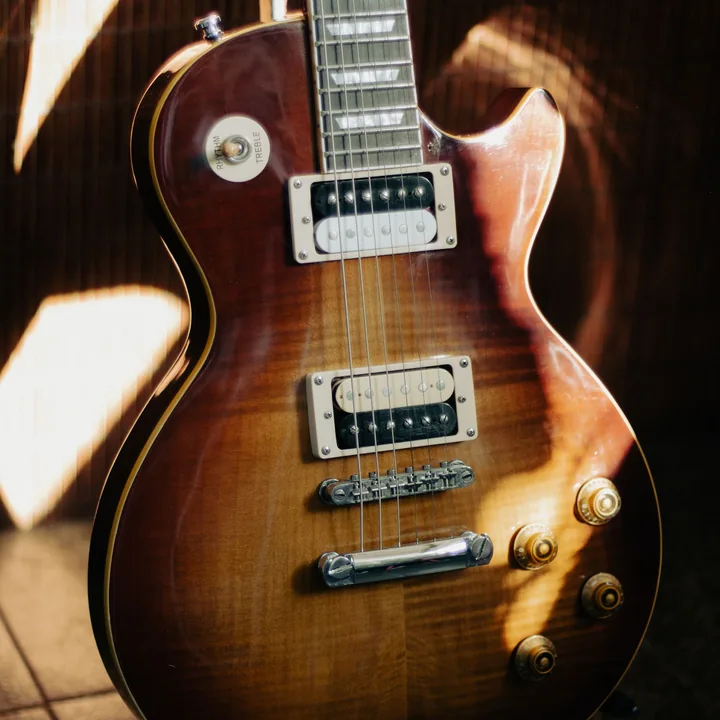 Guitar điện Vang S3