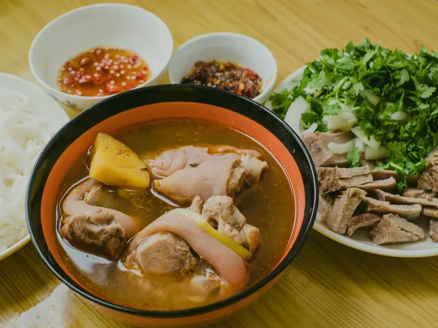Canh chua cá bông lau